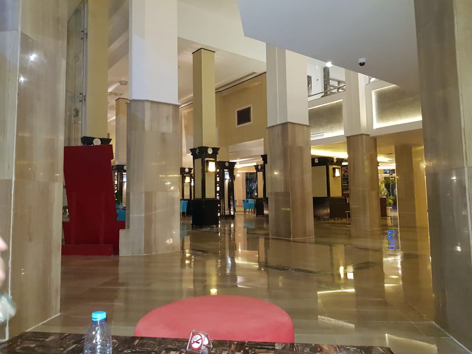 Lobby Beach Albatros Resort