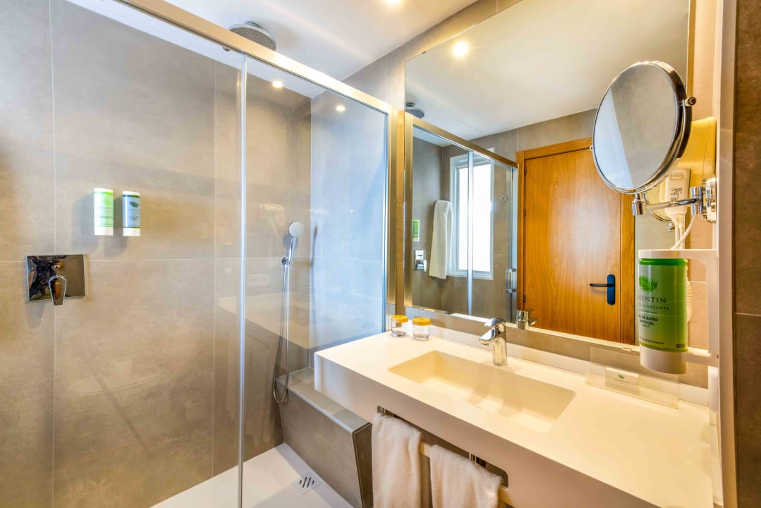 Zimmer Valentin Reina Paguera