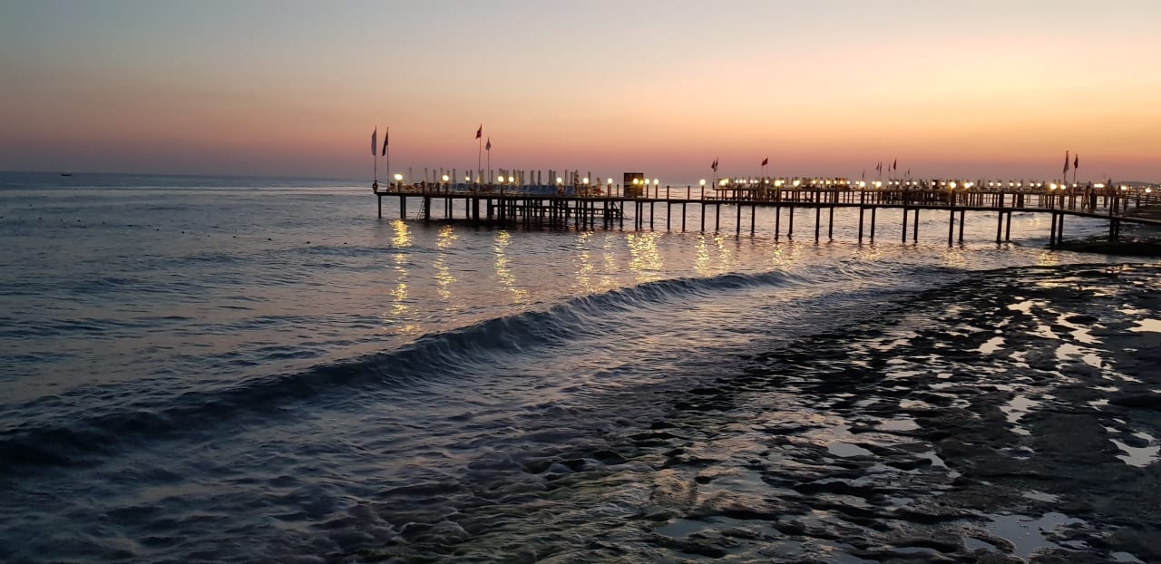 Strand Club Dizalya