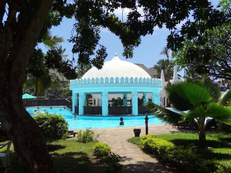 Poolbar Hotel Southern Palms Beach Resort