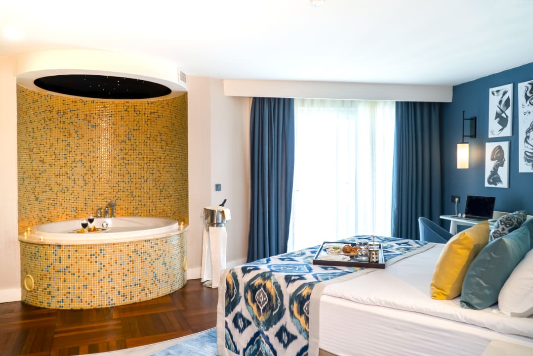 Zimmer Royal Wings Hotel