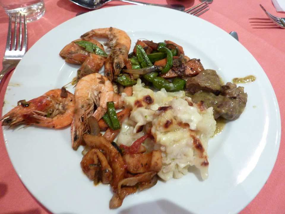 Abwechslungsreiches Essen Pickalbatros Alf Leila Wa Leila Resort - Neverland Hurghada