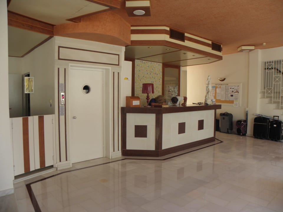 Recepcja hotelu  Dimitrios Beach Hotel