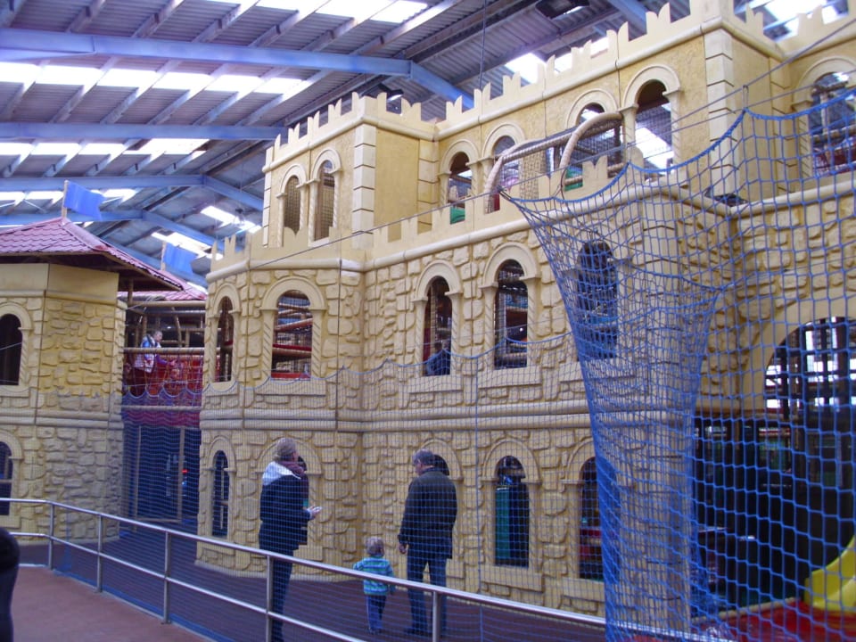 In der Indoorhalle 2 Ferienzentrum Schloss Dankern