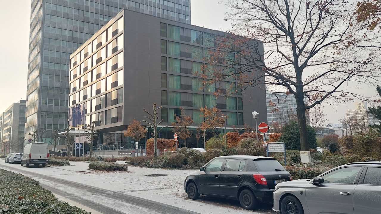 Außenansicht DoubleTree by Hilton Frankfurt Niederrad