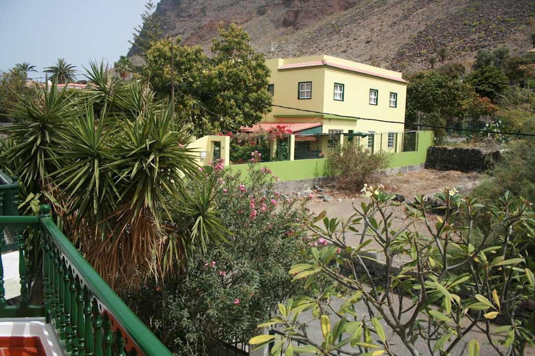 Vista desde dormitorio individual Apartments Los Medanos