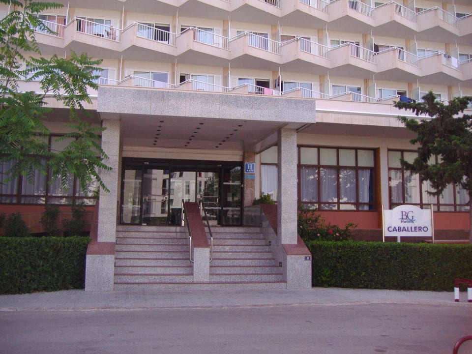 Eingangsbereich BG Hotel Caballero