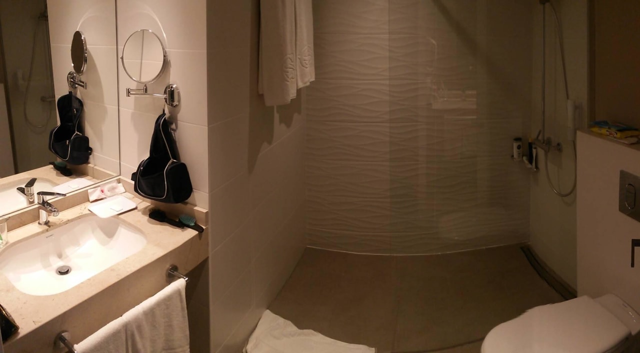 Badezimmer allsun App.-Hotel Orquidea Playa