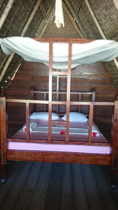 Oberes Zimmer Pakachi Beach Resort