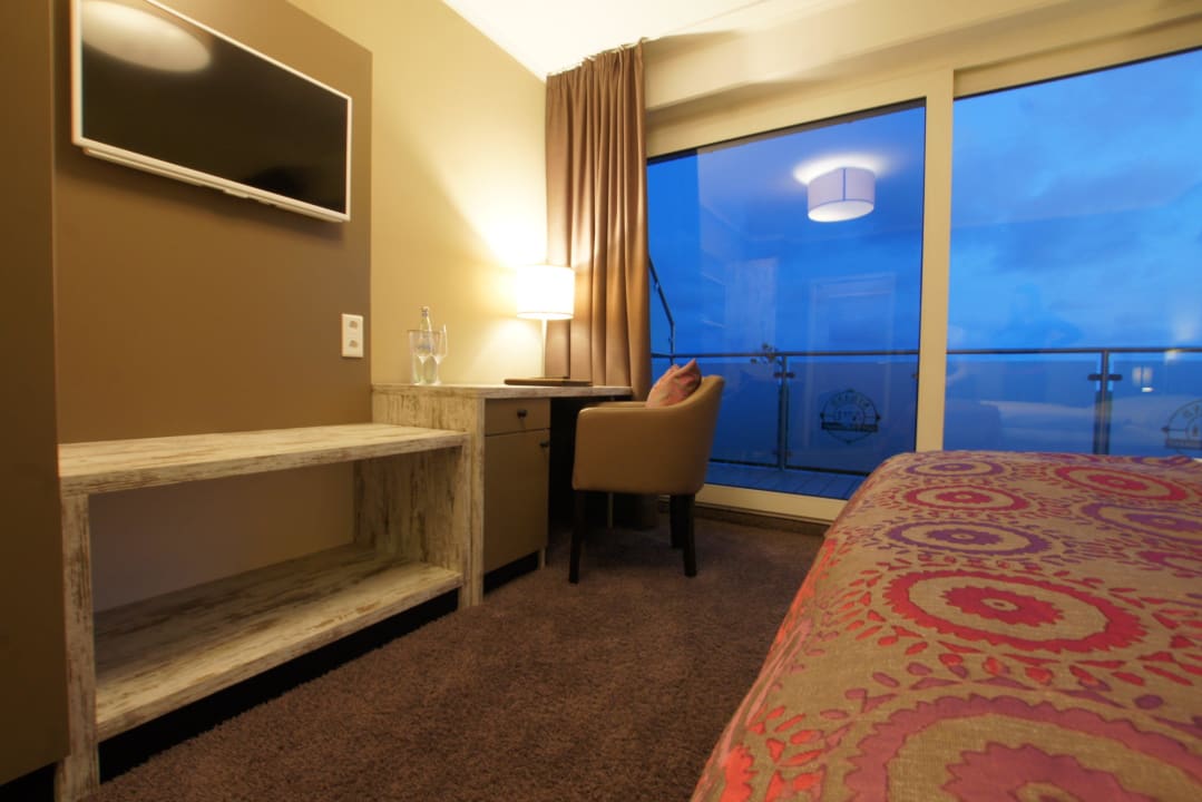 Zimmer - Innenansicht 4 Hotel Strand No.1