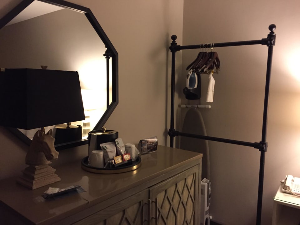 Zimmer Hollywood Hotel - The Hotel of Hollywood