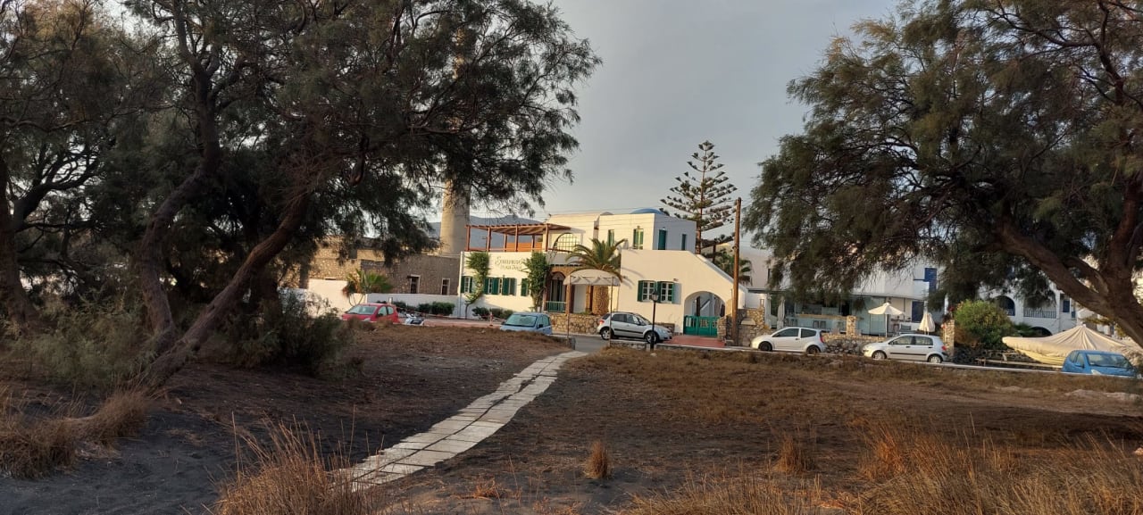 Außenansicht Scorpios Beach Hotel