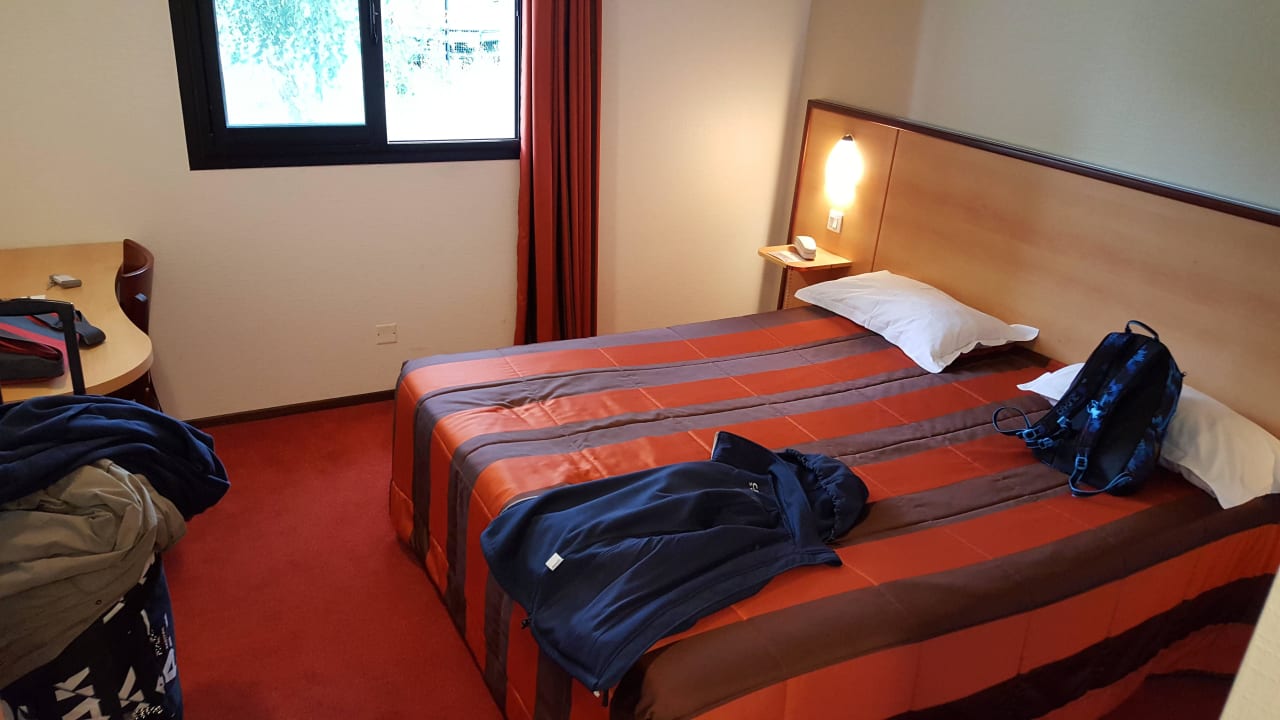 Zimmer Brit'Hotel Le Transat