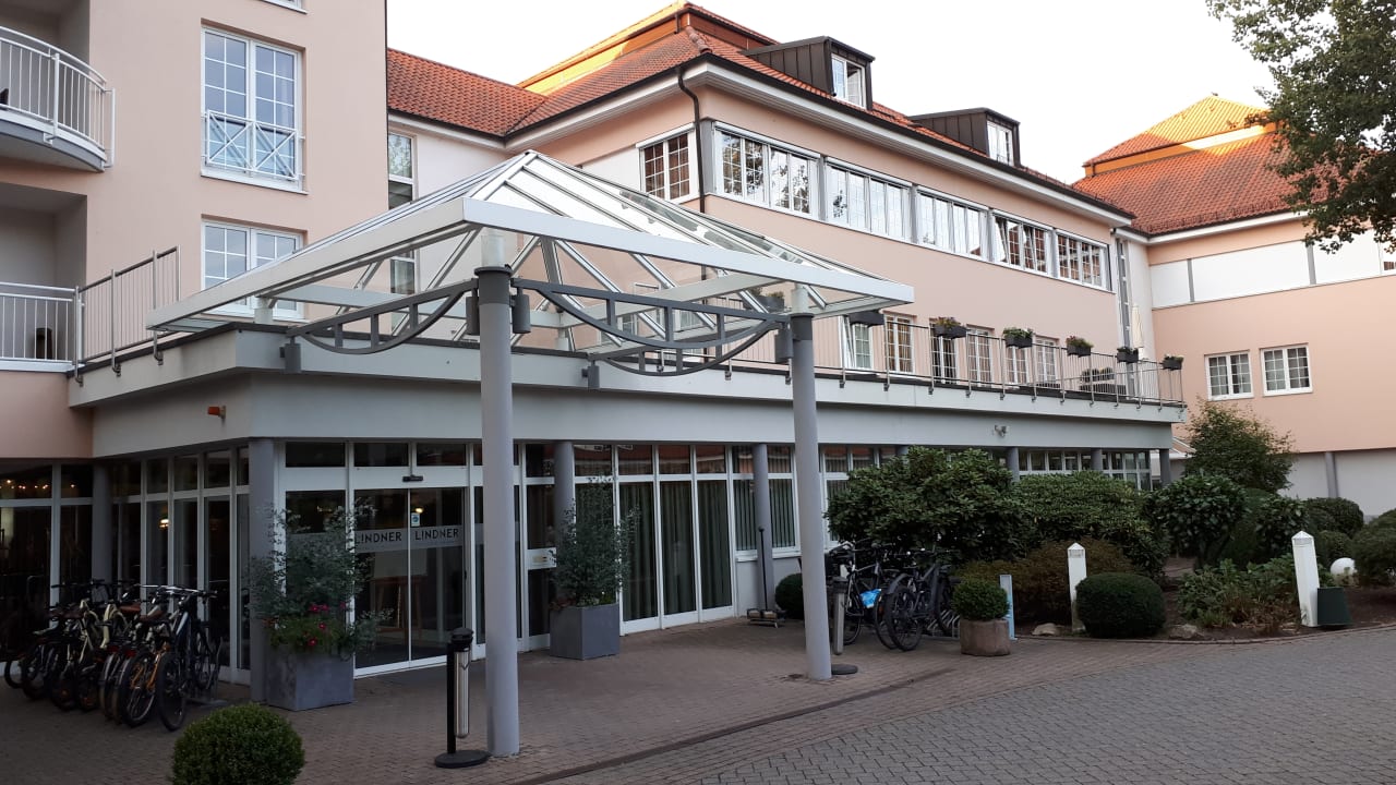 Außenansicht Golf & Sporthotel Wiesensee