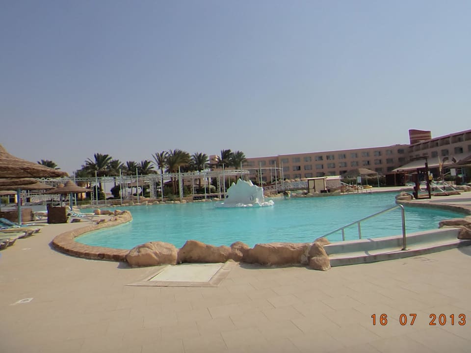 Großer pool Titanic Resort & Aqua Park