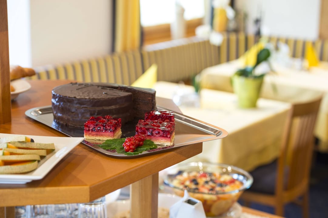 Frühstück Hotel Pension Verdorfer