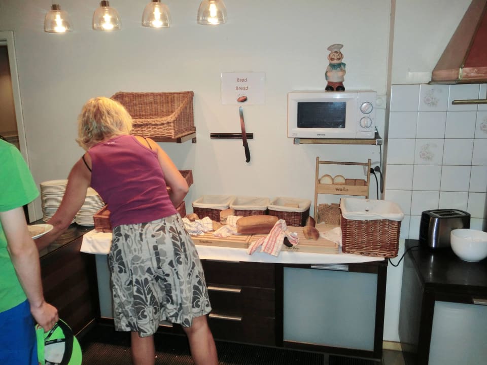 Frühstücksbuffet - Brottresen Thon Hotel Bergen Brygge