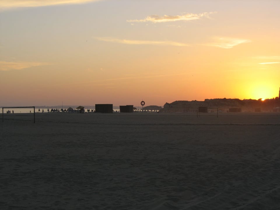 Abendstimmung am Strand in Portimao NH Marina Portimão Resort
