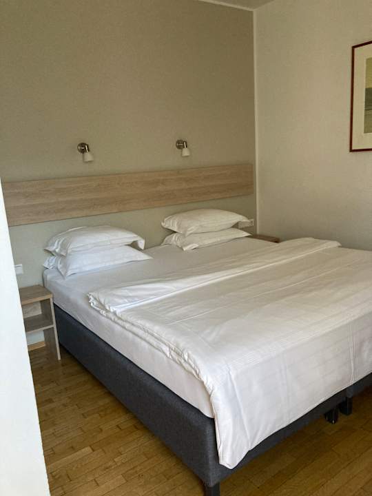 Zimmer CenterHotel Plaza