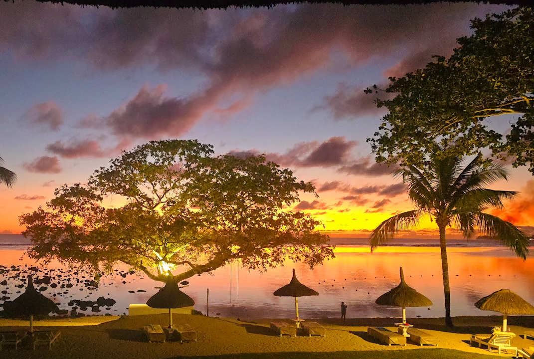 Strand Shanti Maurice Resort & Spa