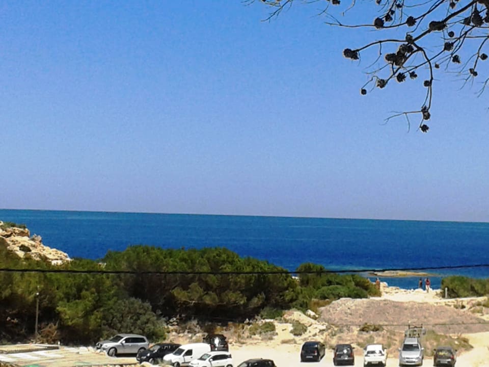 Parkplatz am Strand Barceló Portinatx - Adults only