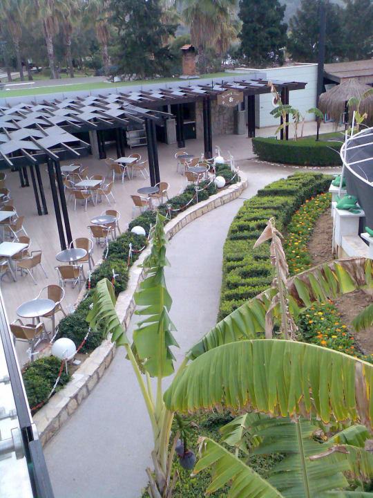 Der Weg zum Strand Sealife Buket Resort & Beach