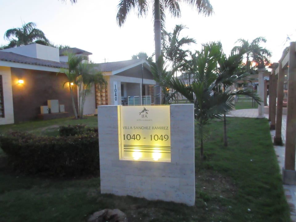 Zimmer im ruhigen Bereich Villas Bavaro Resort & Spa