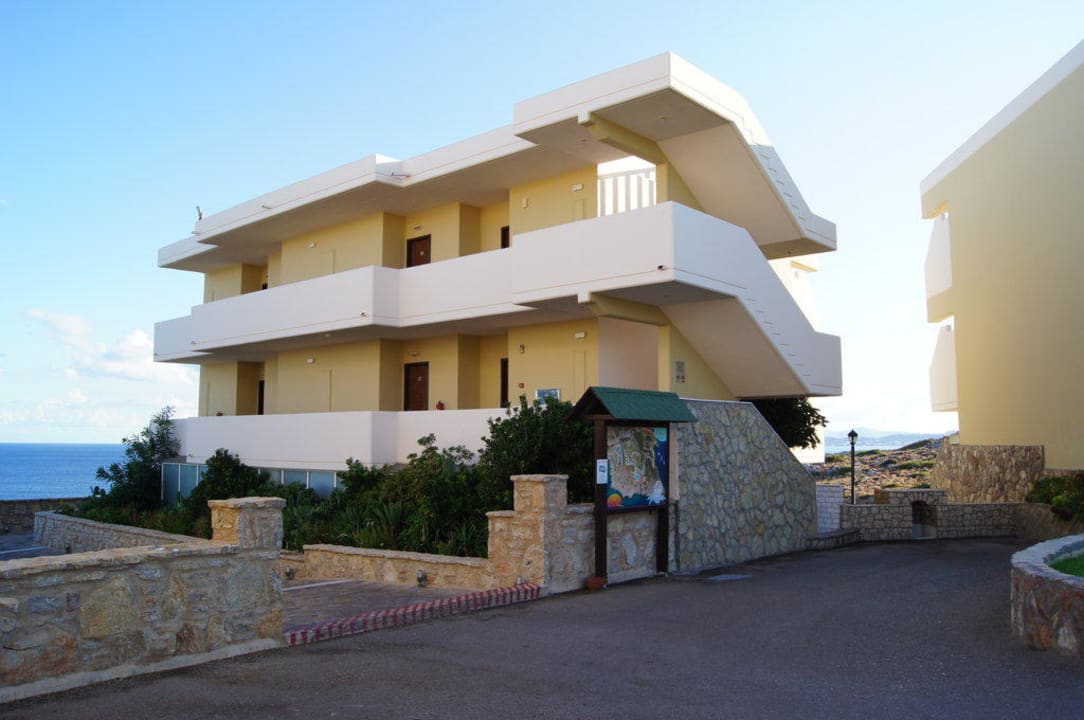 Budynek z pokojami hotelowymi Hotel Kalithea Horizon Royal