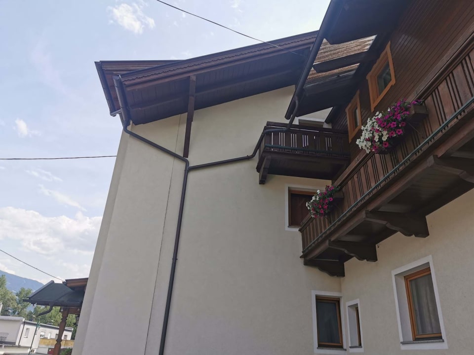 Außenansicht Pension Alpenhof