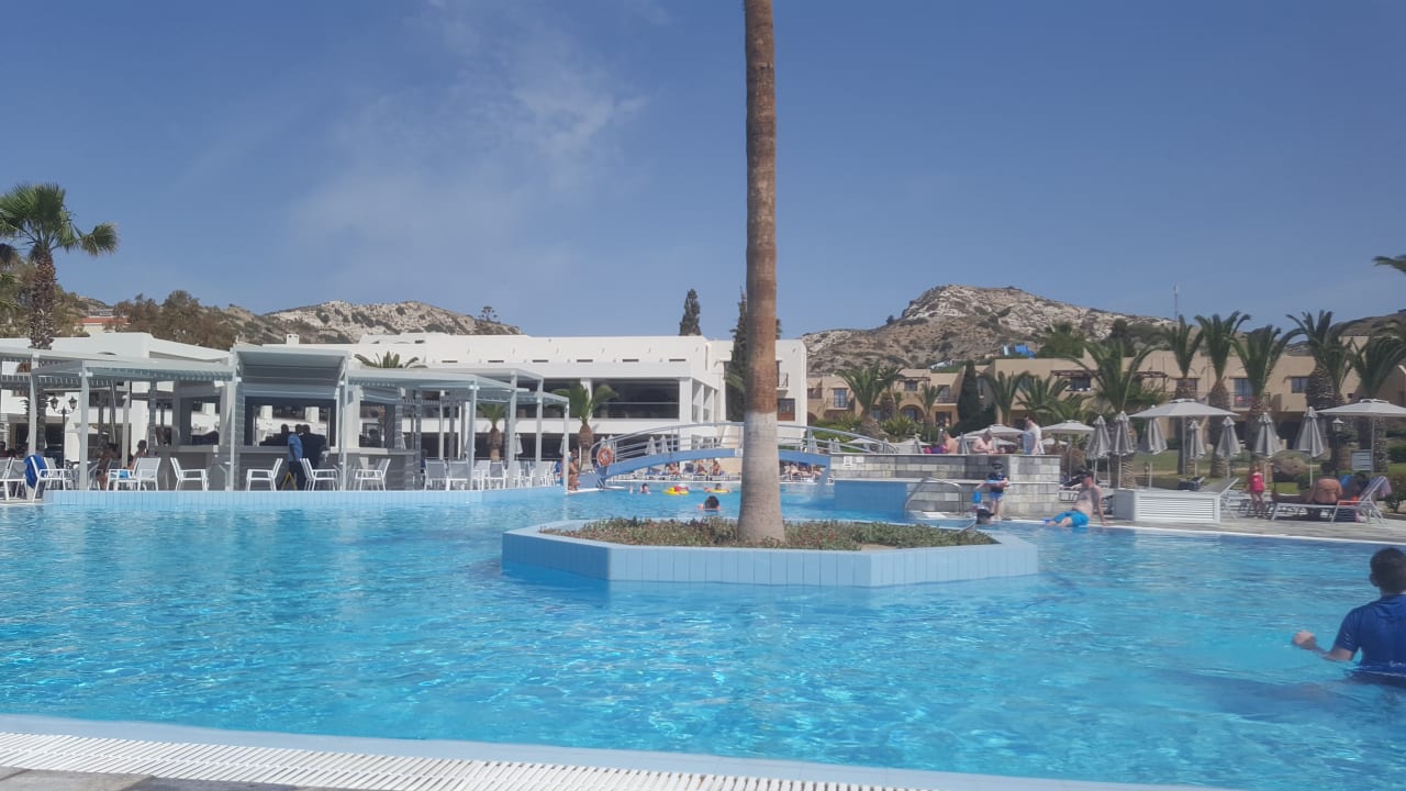 Pool Porto Bello Beach