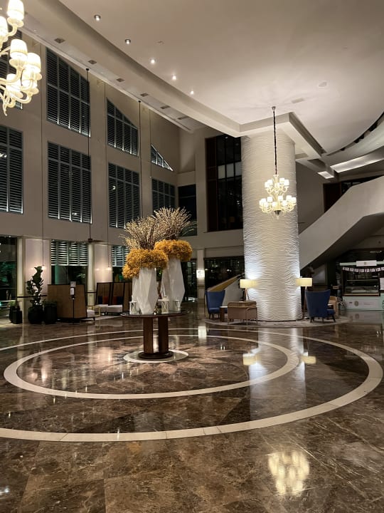 Lobby Hotel Sofitel Plaza