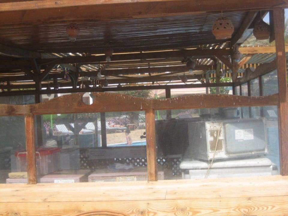Snackbar Pool Happy Life Village