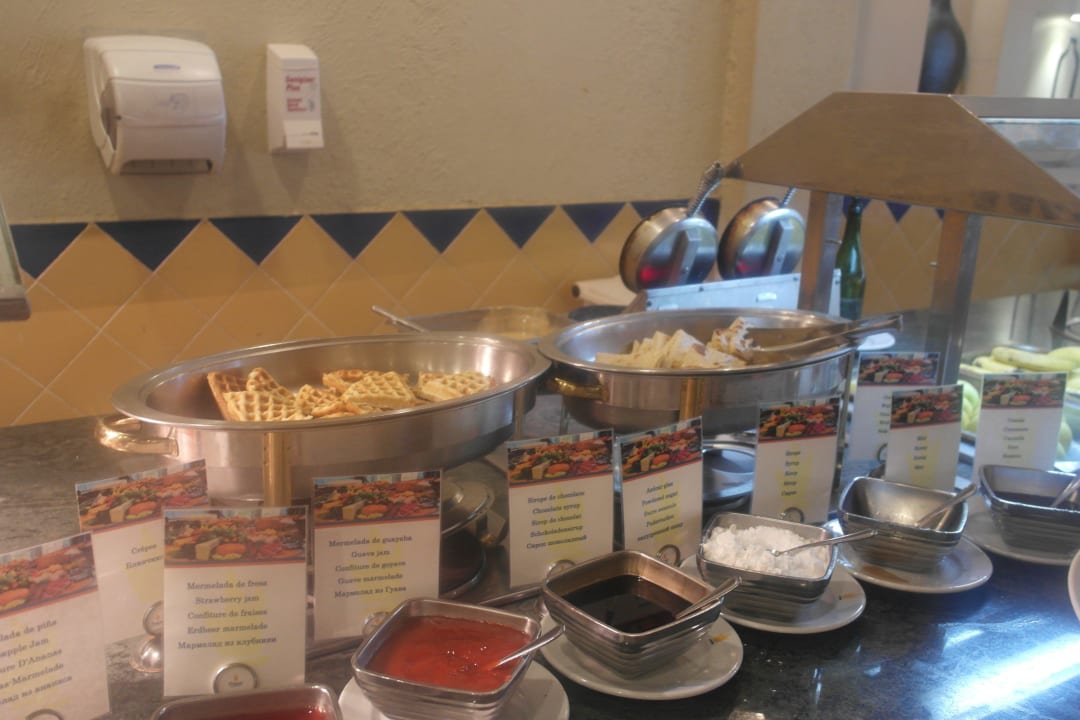 Frühstück Pfannkuchen Waffeln Punta Cana Princess All Suites Resort & Spa