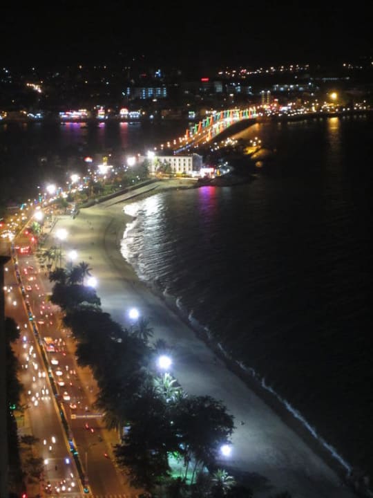 Promenade bei Nacht Sheraton Nha Trang Hotel & Spa