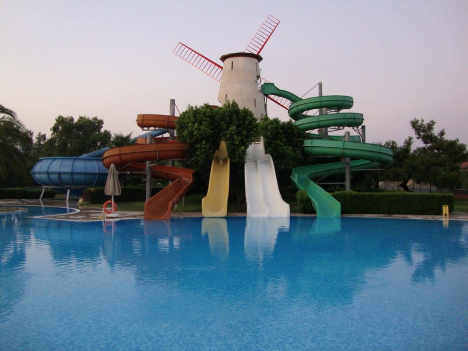 Rutschen im Aquapark Sunrise Resort Hotel