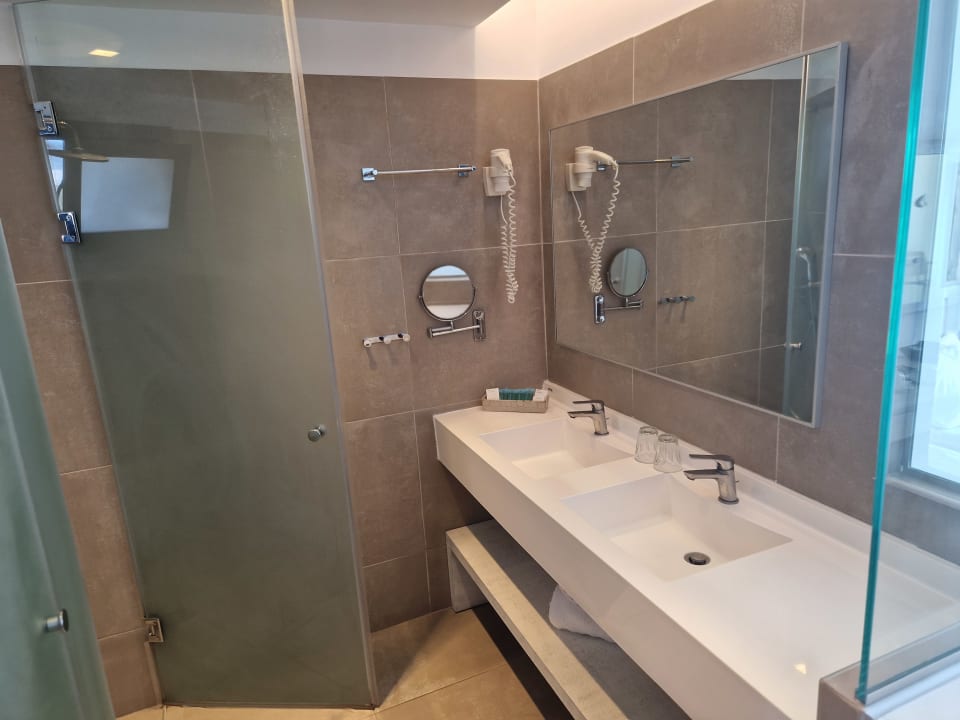 Zimmer Aeolos Beach Hotel