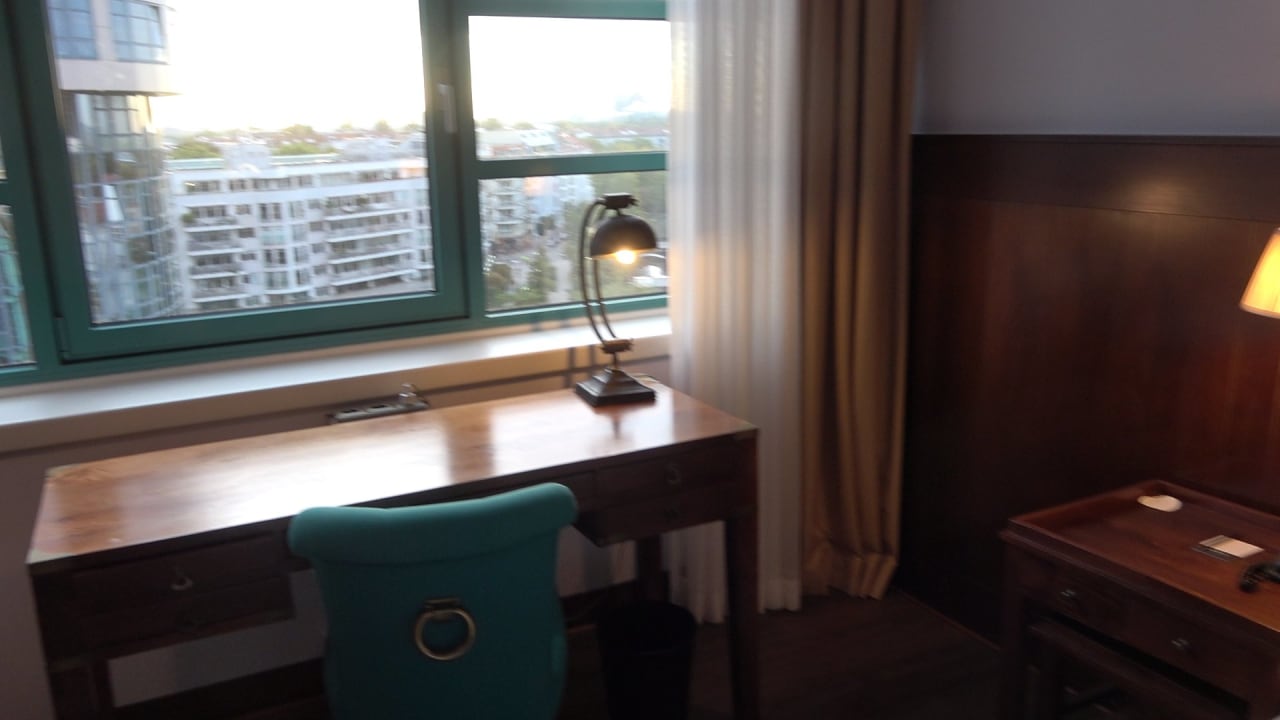 Zimmer AMERON Berlin ABION Spreebogen Waterside