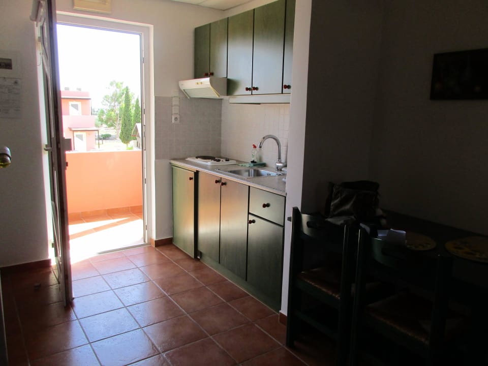 Kleine Kittchenet Studio Apartments Kallicrates Village