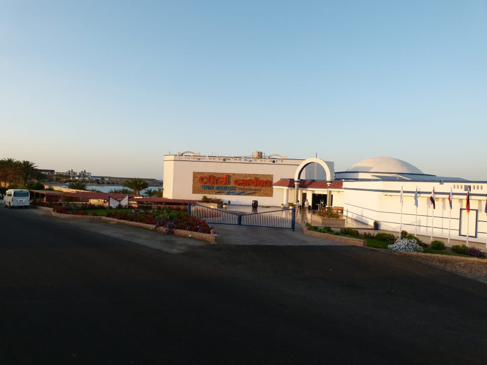 Außenansicht Coral Sun Beach