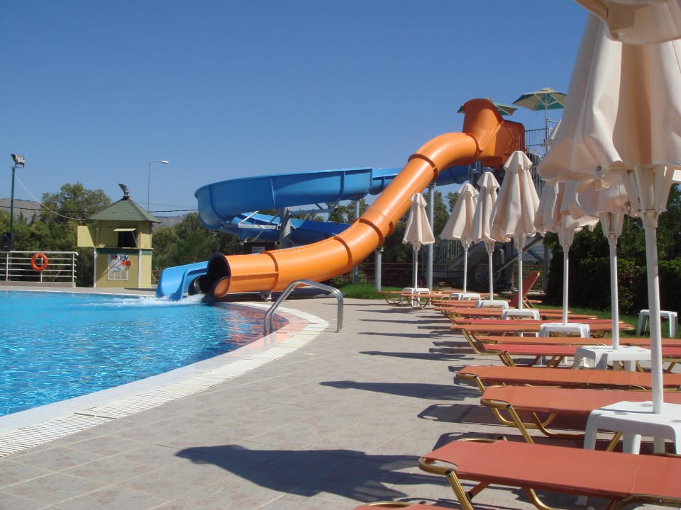 Slides and pool  HARPIN Georgioupolis Resort Aquapark & SPA