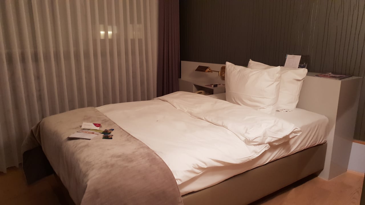 Zimmer DoubleTree by Hilton Hannover Schweizerhof