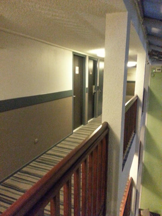 Fluransicht im DG Kyriad Hotel Nevers Centre