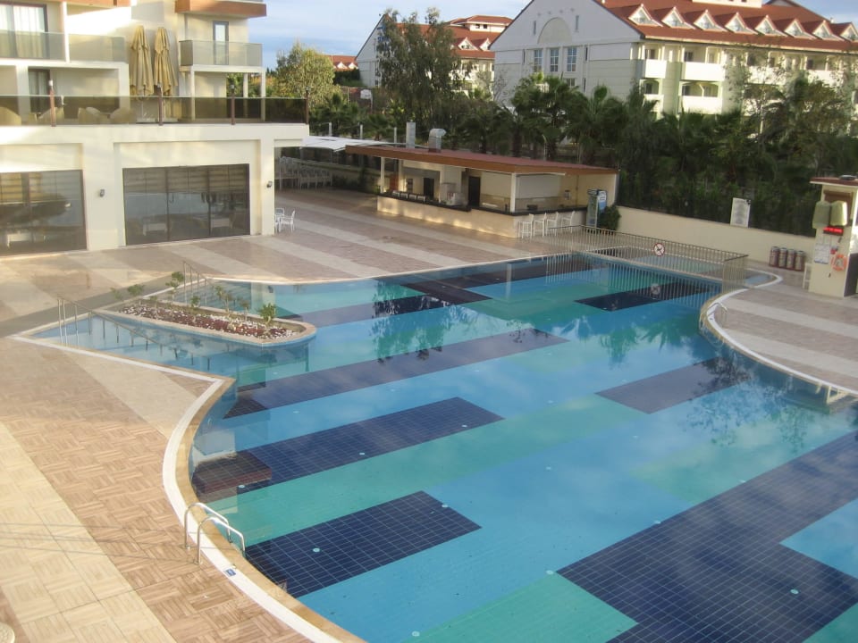 Poolanlage  Glamour Resort & Spa