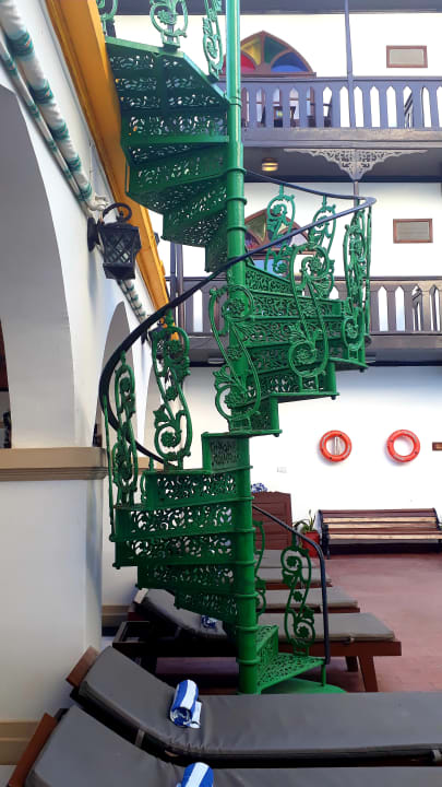 Außenansicht Tembo House Hotel And Apartments