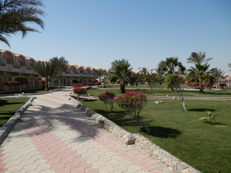 Weg Three Corners Sea Beach Resort