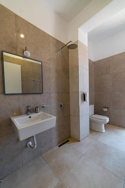 Sonstiges Shtepia Nebo