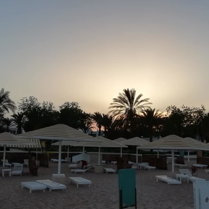 Strand Menaville Safaga