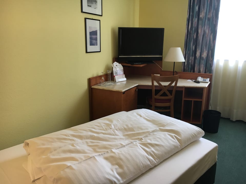 Zimmer Spark by Hilton Wuppertal City Centre