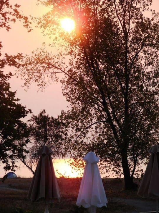 Romantischer Sonnenaufgang Olympian Bay Grand Resort