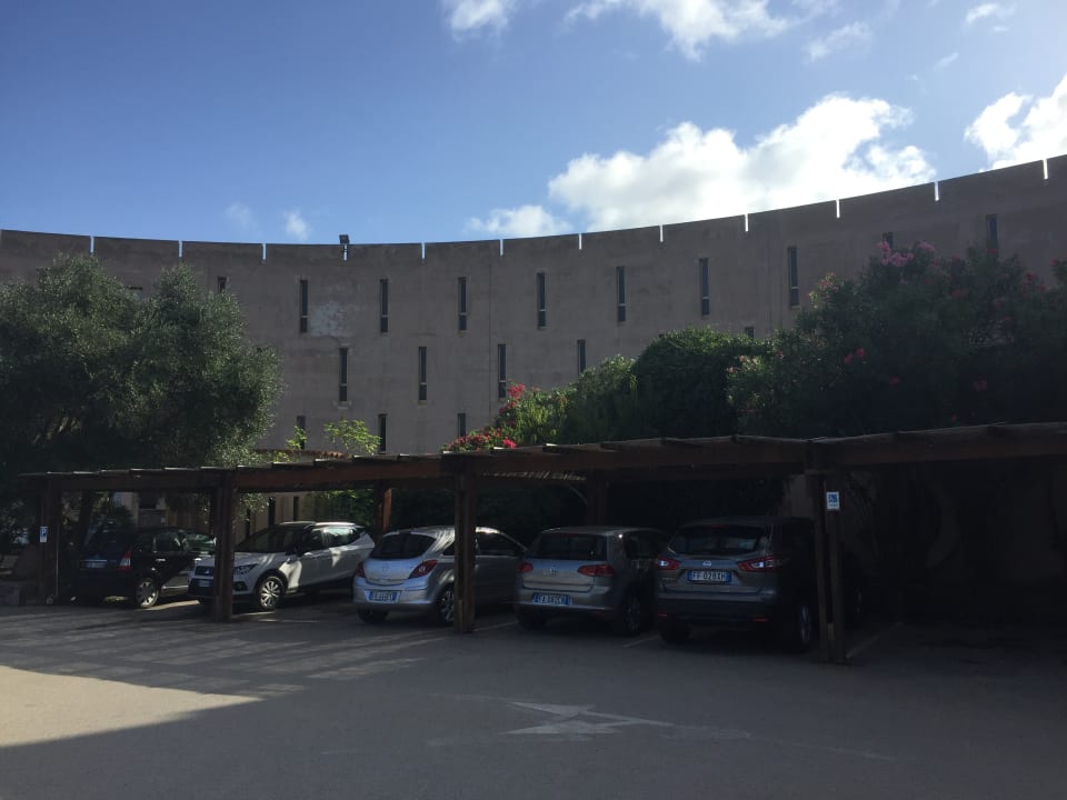 Außenansicht Club Esse Roccaruja